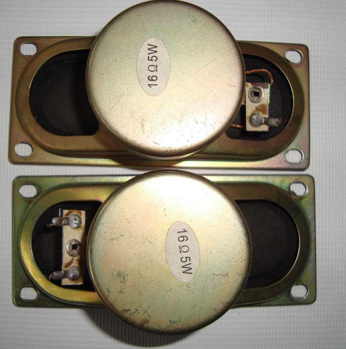Динамики пара Samsung 5W 16 om .12х5х5 см.