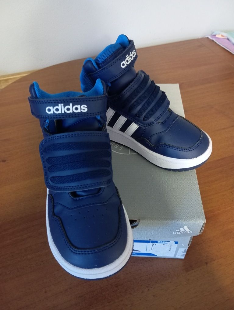 Buty chłopięce, botki, trzewiki Adidas r. 26,5