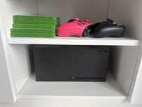 Xbox Serier X 1TB/2 pady/5 gier