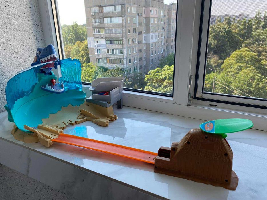 Продам трек акула хотвілс