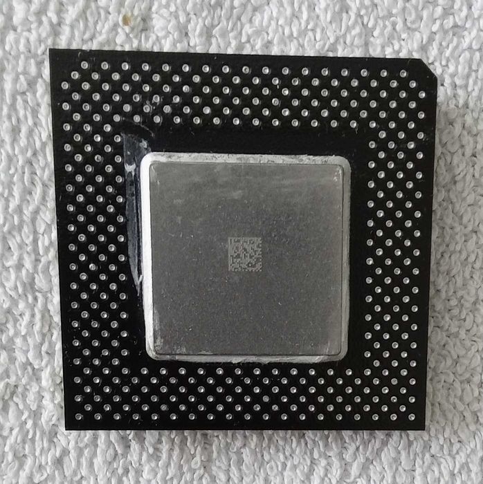 [Vintage PC] Celeron 533 MHz - Socket 37064170317962883122