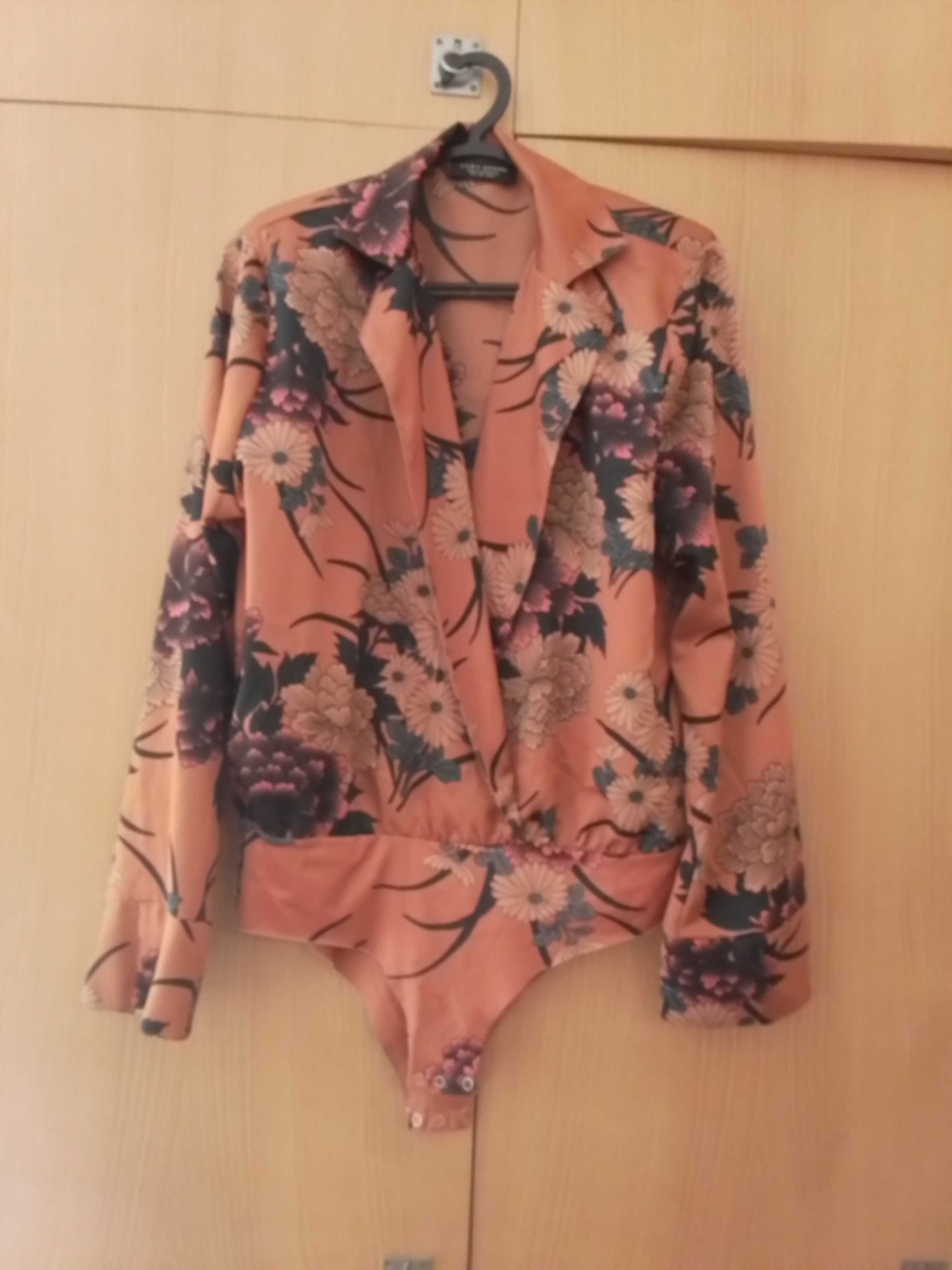 Roupa da ZARA, várias peças