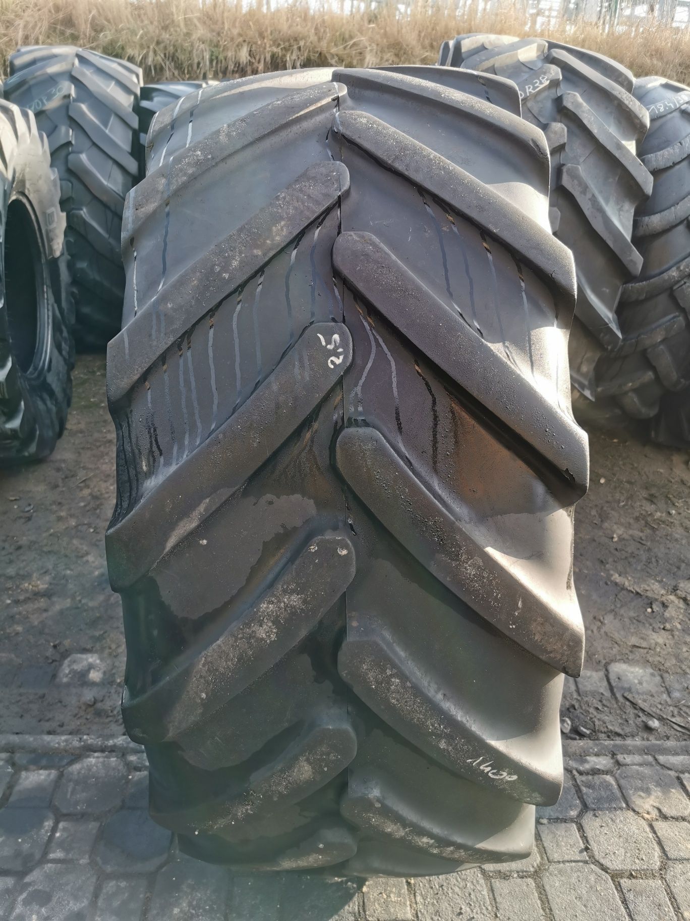 Para opon 540/65R28 142D Michelin MultiBIB #