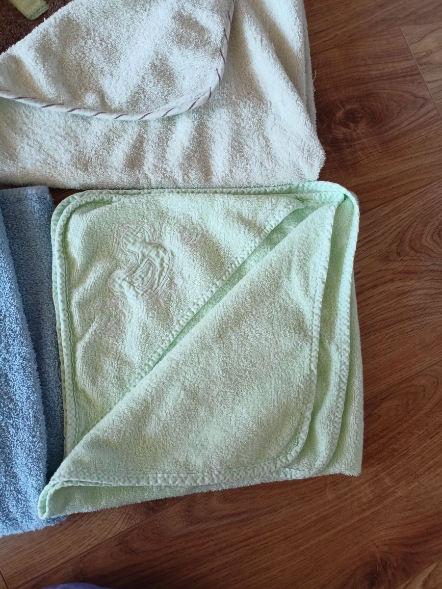 Zestaw 4 ręczników dla niemowlaka