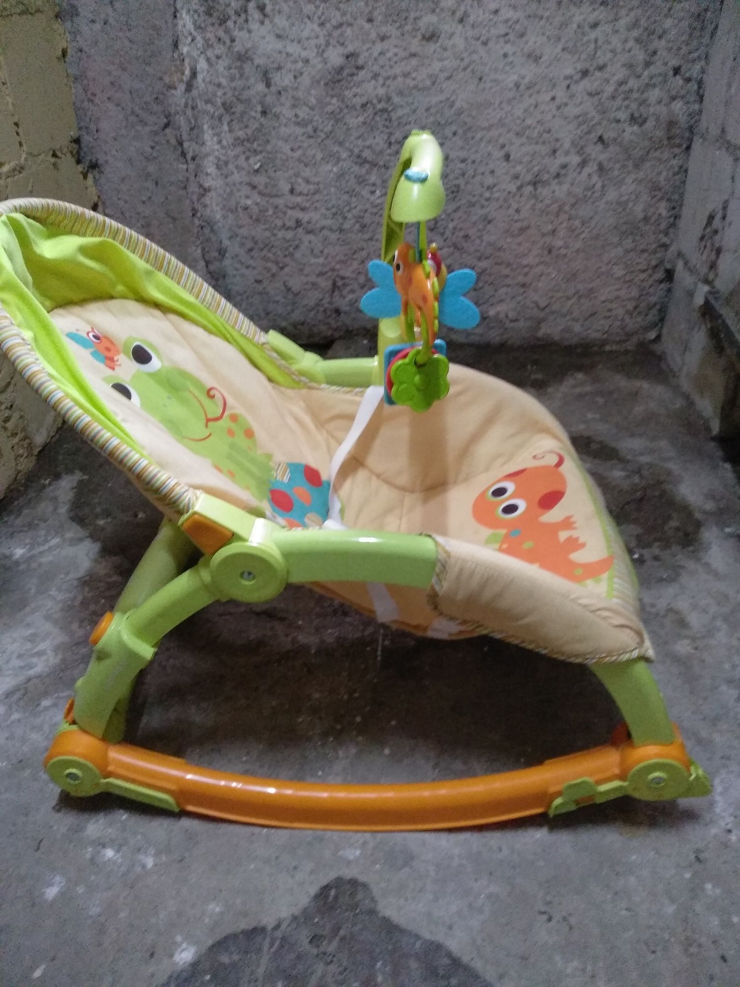 Leżaczek Bujaczek Fisher Price