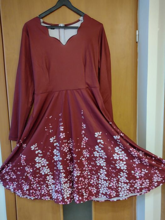 Sukienka midi Care Label rozmiar L