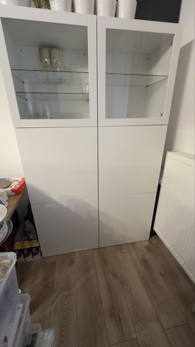 Bialy regał Bestå