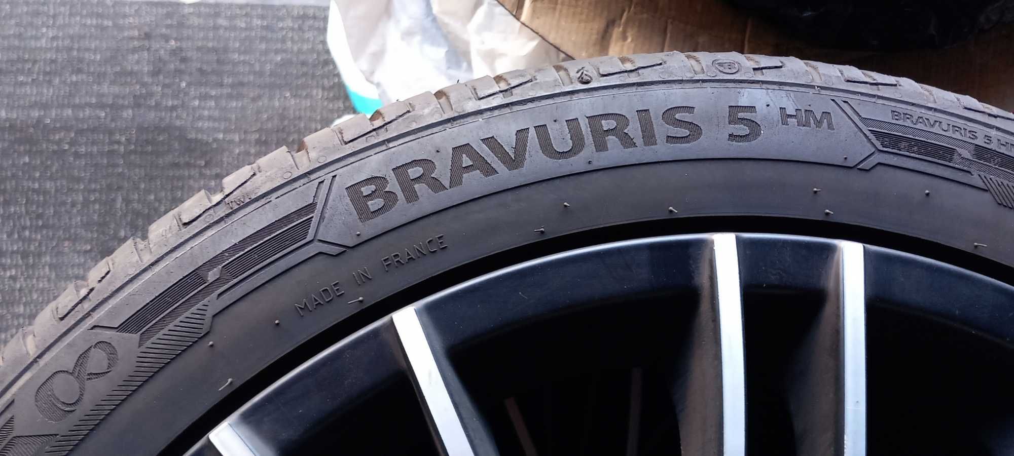 Opony letnie 4x Barum BRAVURIS 5HM 235/40R18 95Y XL, 2022r. Bdb