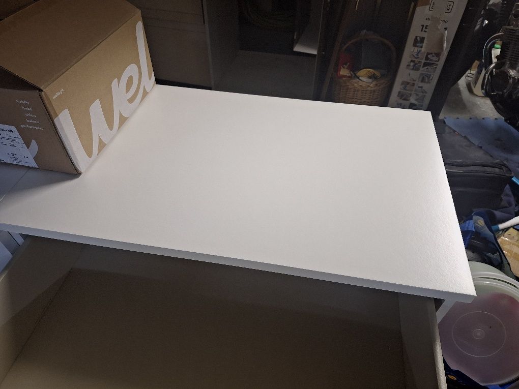 Duas cómodas MALM IKEA + Vidro