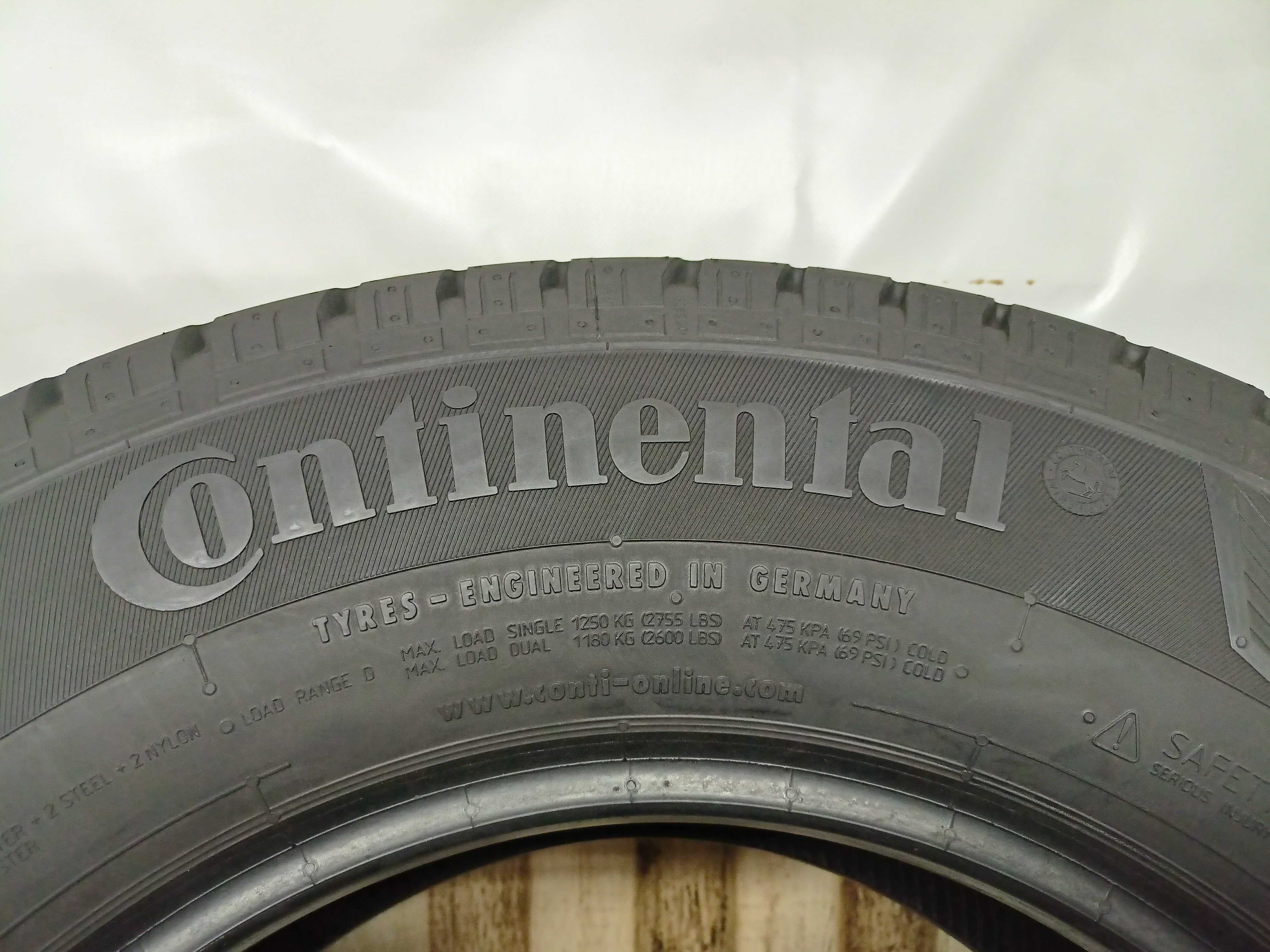 Continental VanCampek 225/75/16C 20-19r. 116R 2x9,3mm 2x9,2mm (2014)