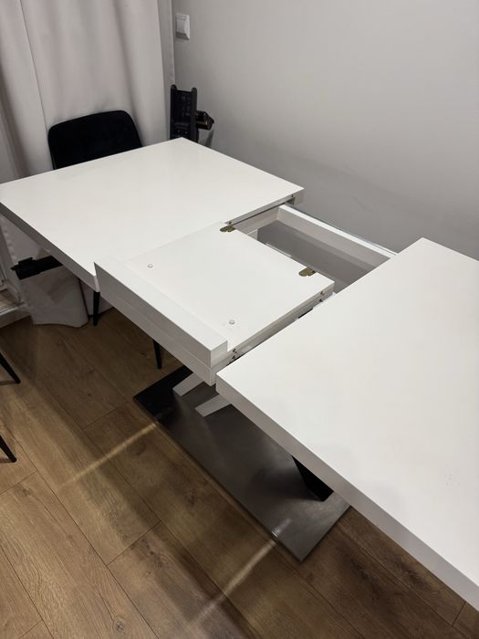 Stół MDF lakierowany