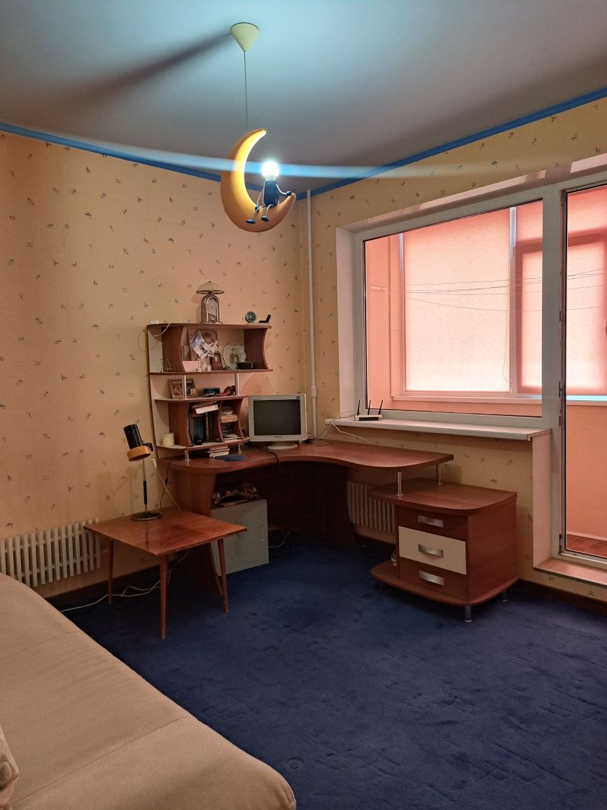 Продам 3 комнатную квартиру, 520 м/р
