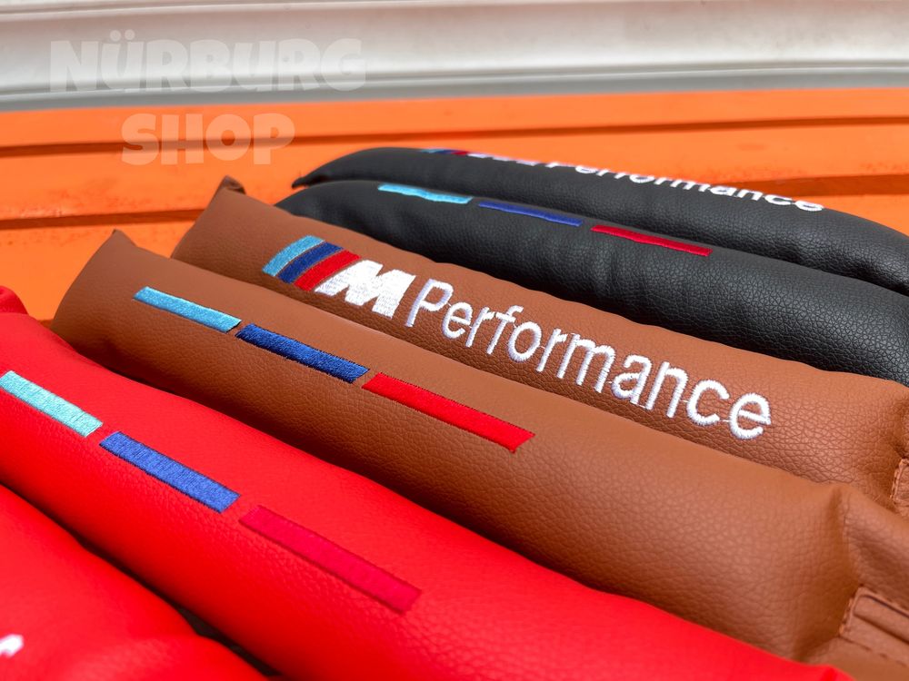 Уплотнитель вставка между сидений BMW M Performance черная подушка