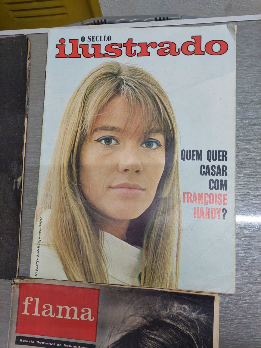 5 revistas  com francoise hardy na capa