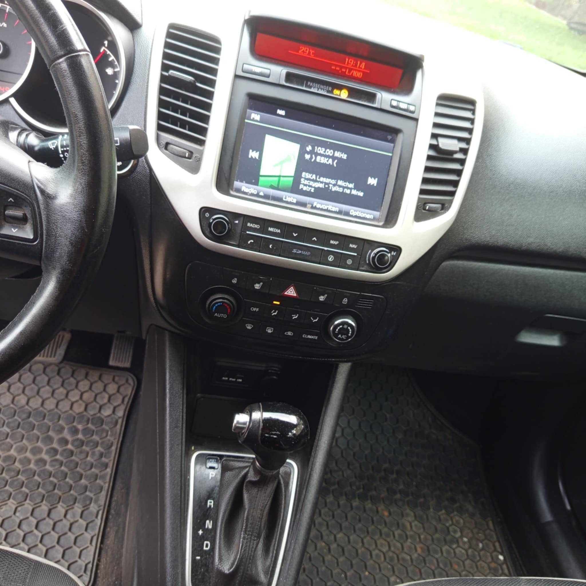 KIA VENGA 2018 automat