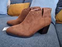 Botins Seaside 37