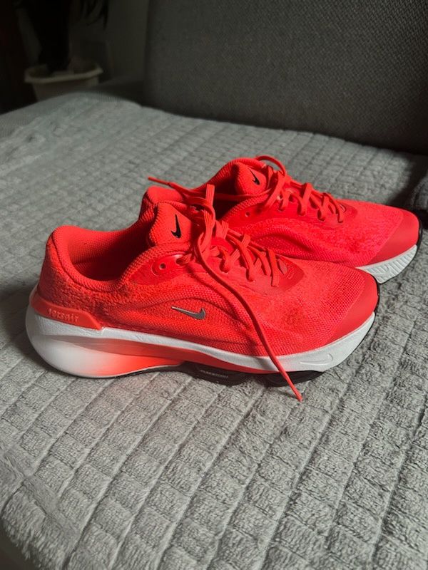 Buty Nike damskie 37.5