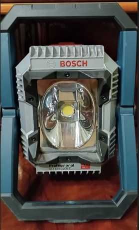 Akumulatorowa lampa budowlana BOSCH GLI 18V-2200