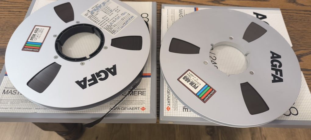 Szpule AGFA   . Z  taśmą 1/4 i 1/2 gratis .. 10,5 cala