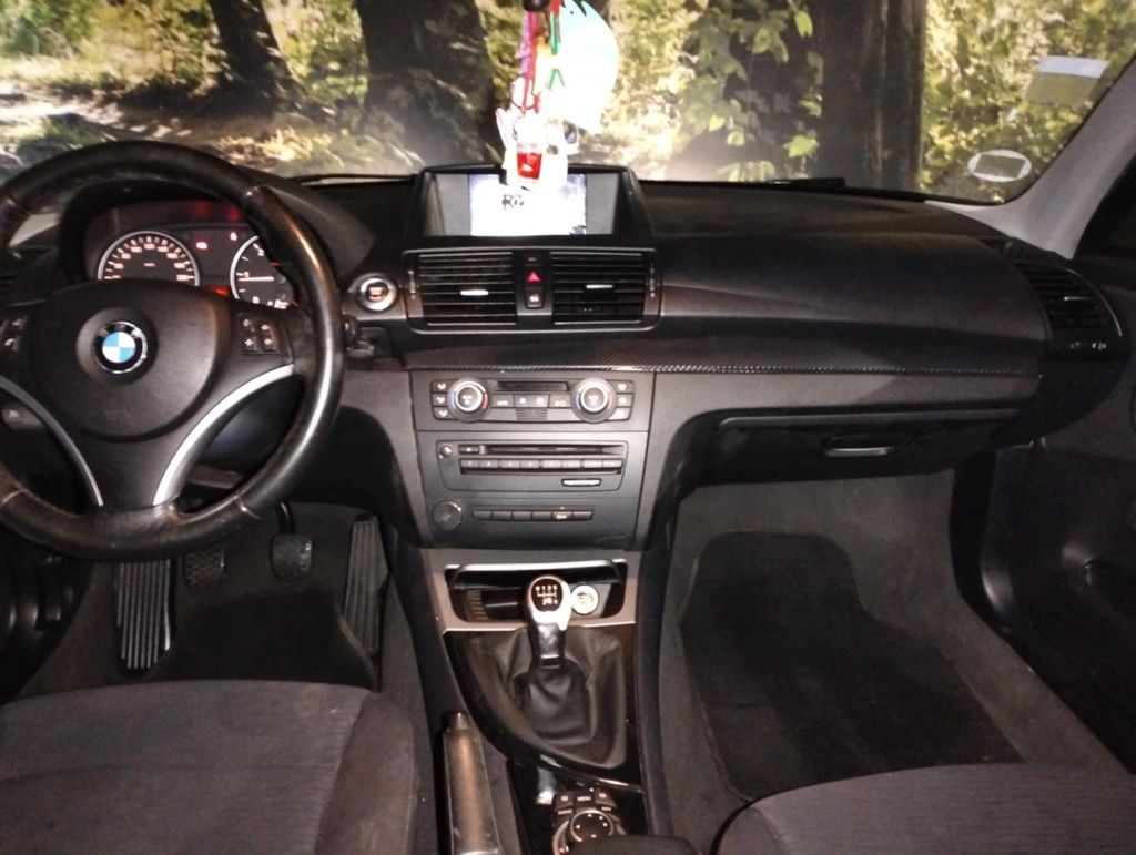 BMW_118d  2000..