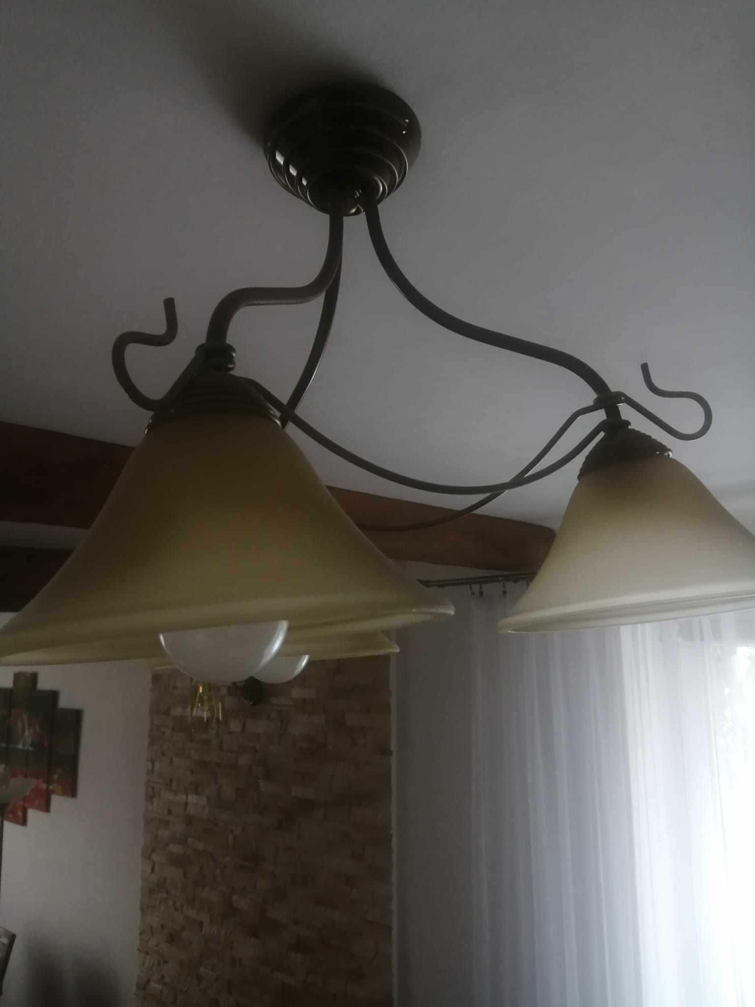 Żyrandol w idealnym stanie sprzedam