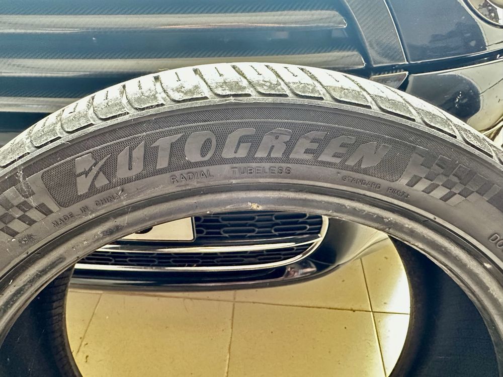 Pneu 205/45 R17 pouco uso