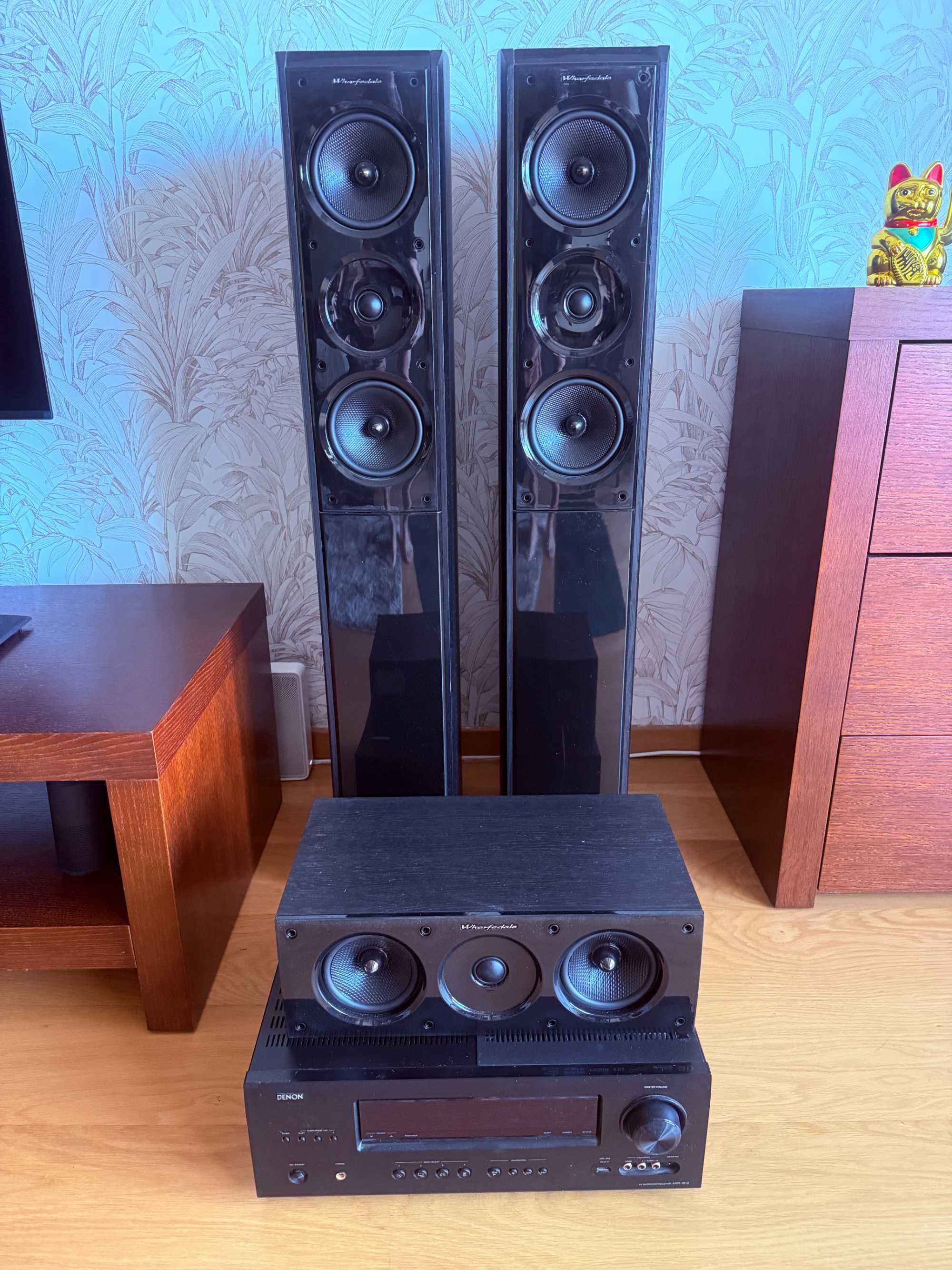 Amplituner Denon - zestaw kolumny Wharfedale Obsidian