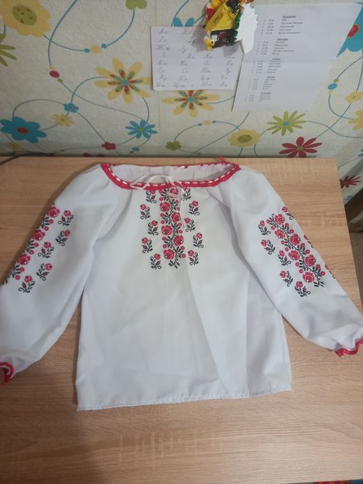 Вишиванка з юбкою для дівчинки!