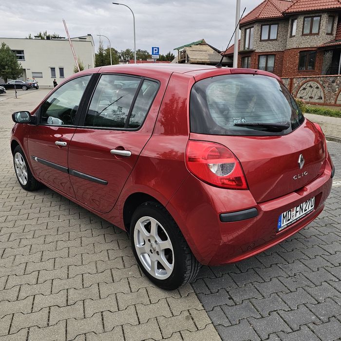 Renault Clio 1.2 Alu Wspomaganie Klimatronic  Bardzo Ładny  Sprowadzon