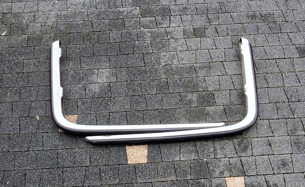 Listwa zderzaka tylna tył prawa lewa mercedes W116