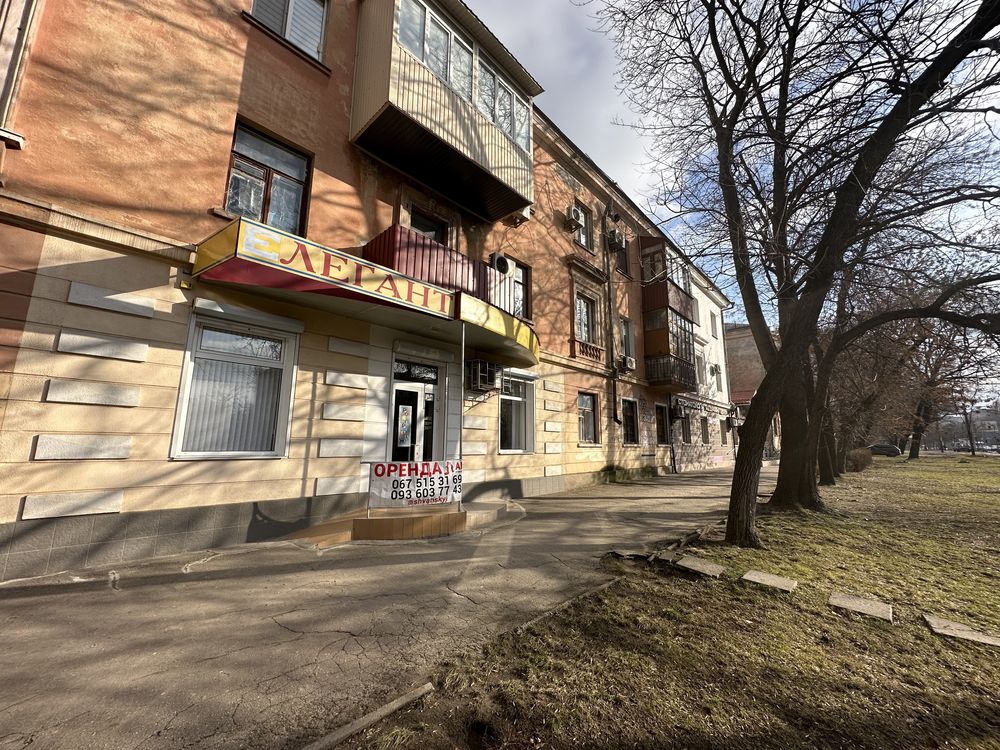 Продажа 45м2 фасадного помещение проспект Богоявленский 34
