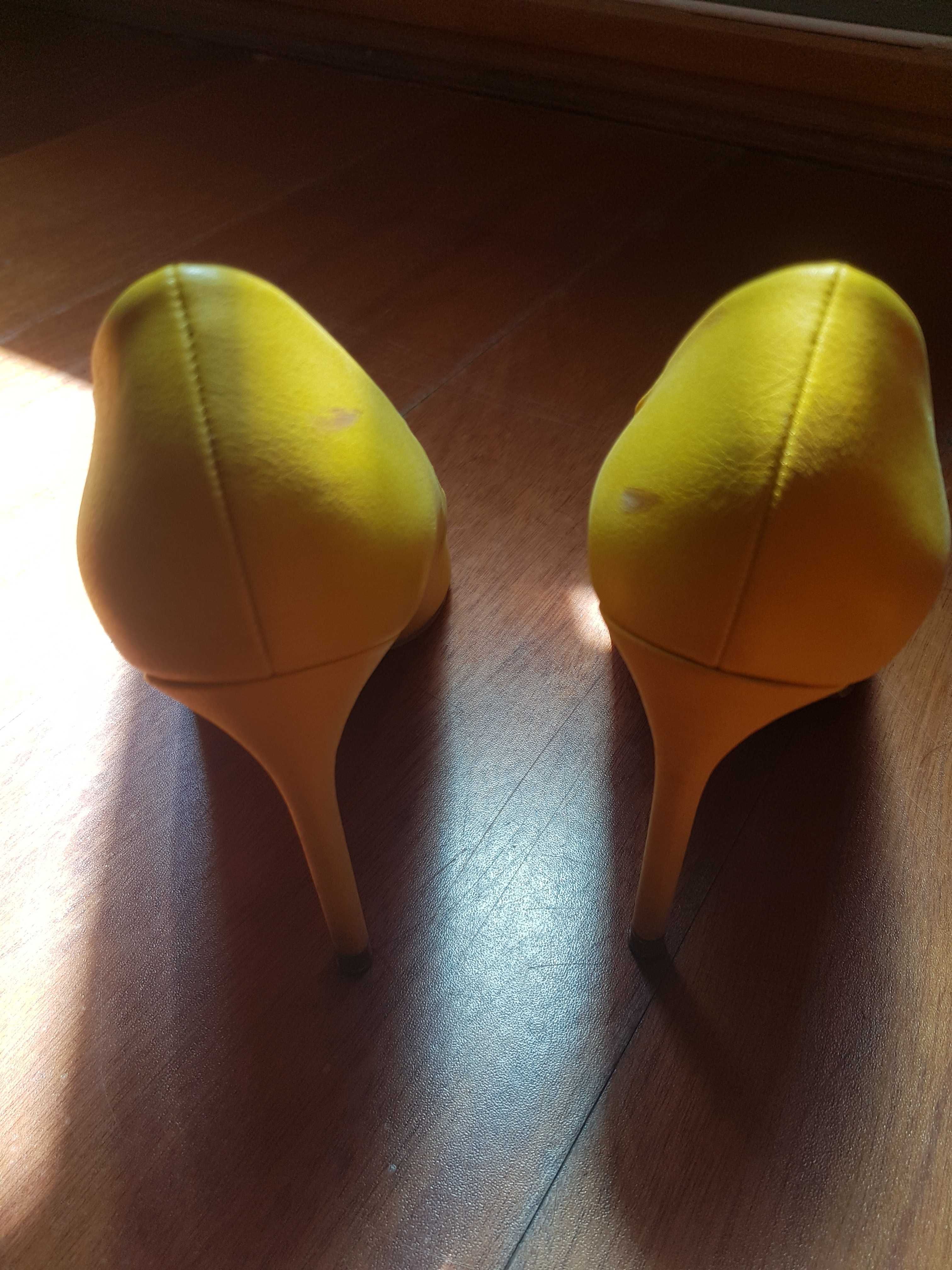 sapatos amarelos, 36 , como novos
