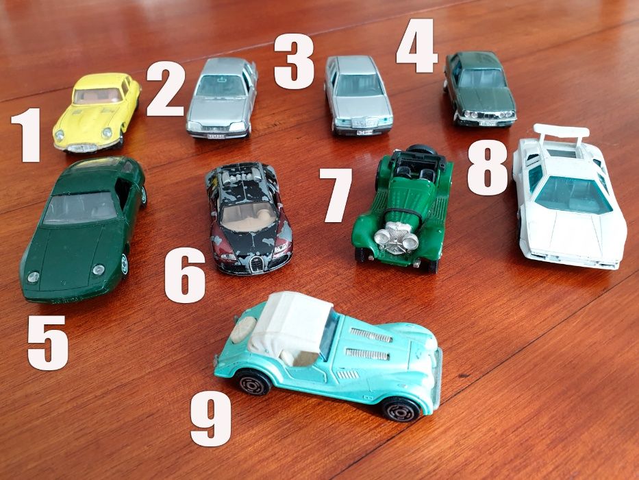 Miniaturas de Carros Diversos