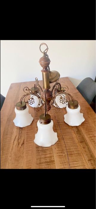 Stary antyczny żyrandol . Sprowadzony z Holandii . Starocie