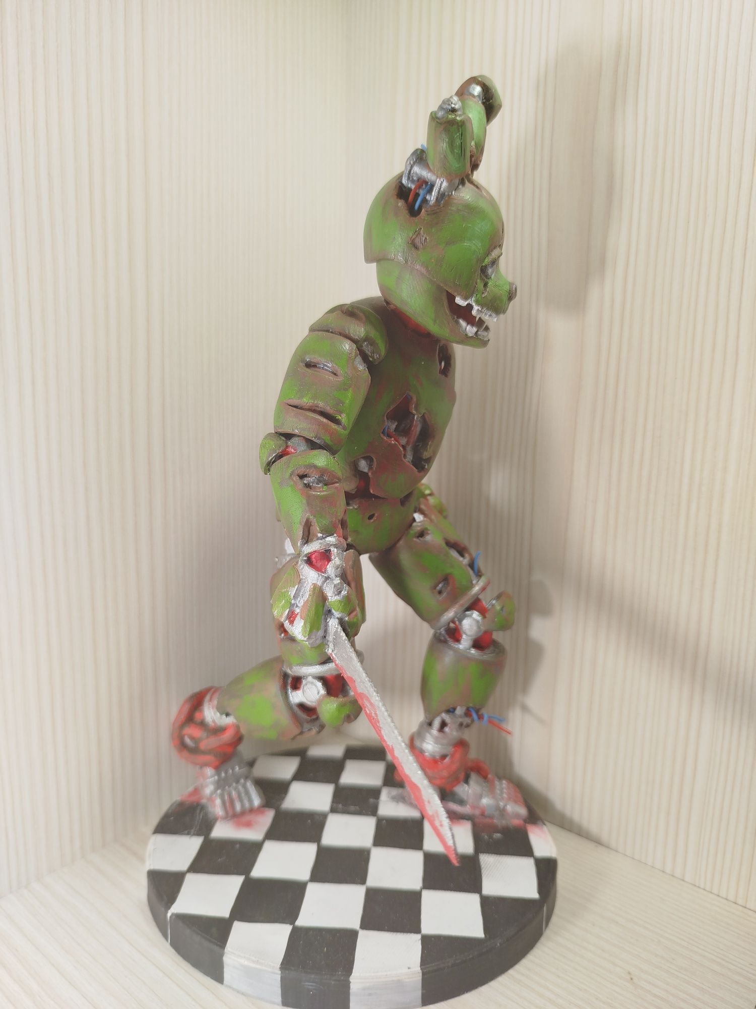 Фигурка Спрингтрап из FNAF