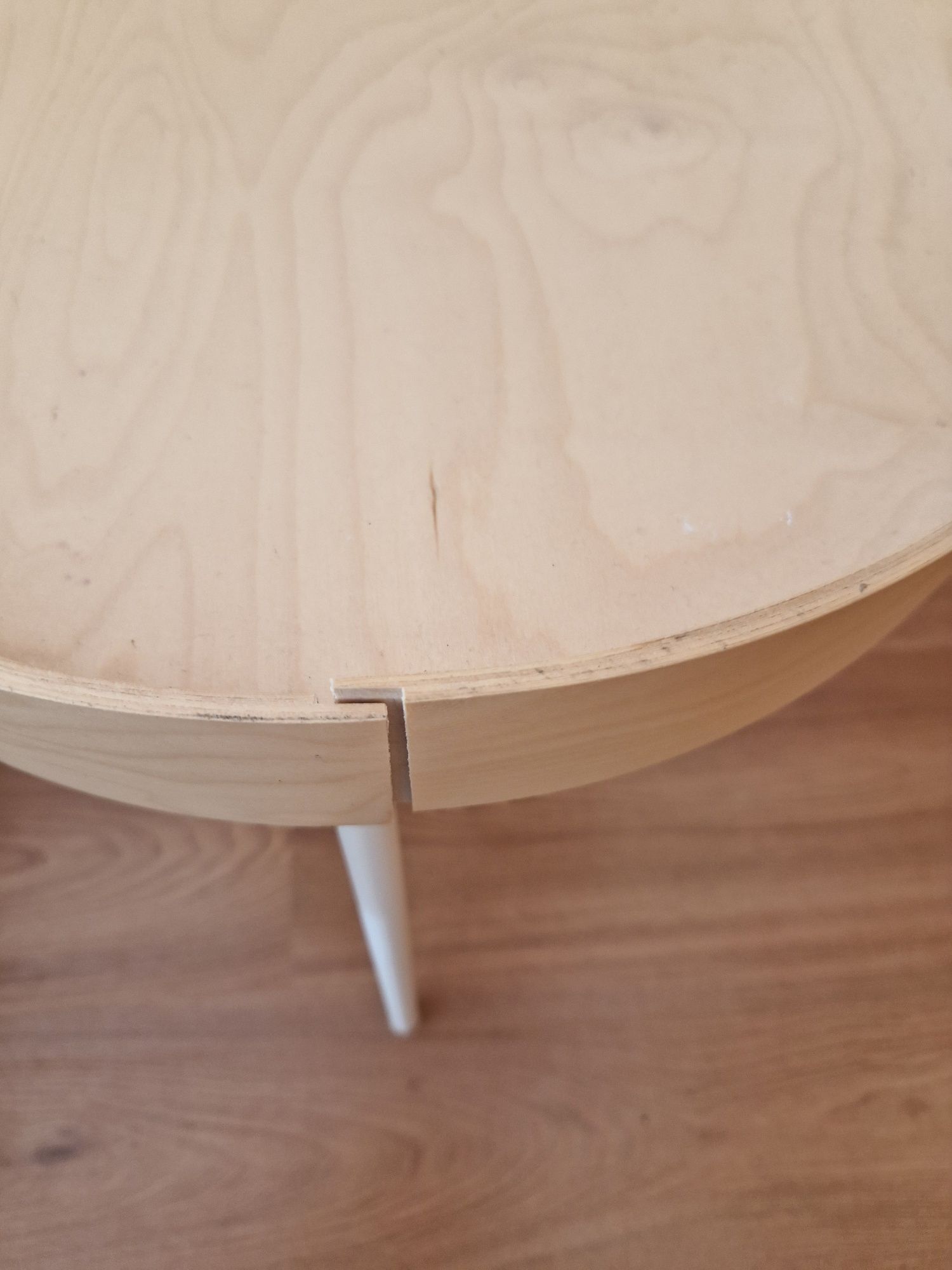 2 mesas de cabeceira/apoio IKEA BURVIK
