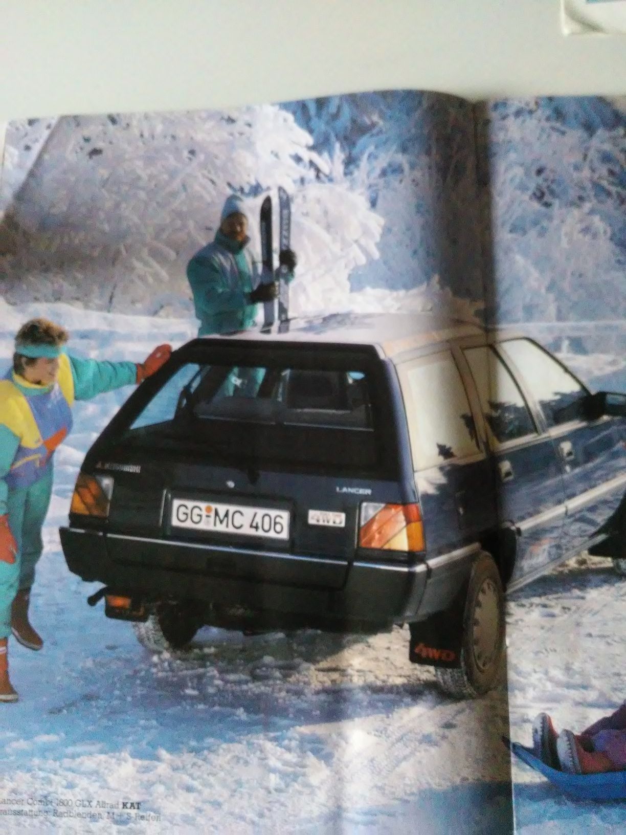 Prospekt samochodowy Mitsubishi Lancer combi