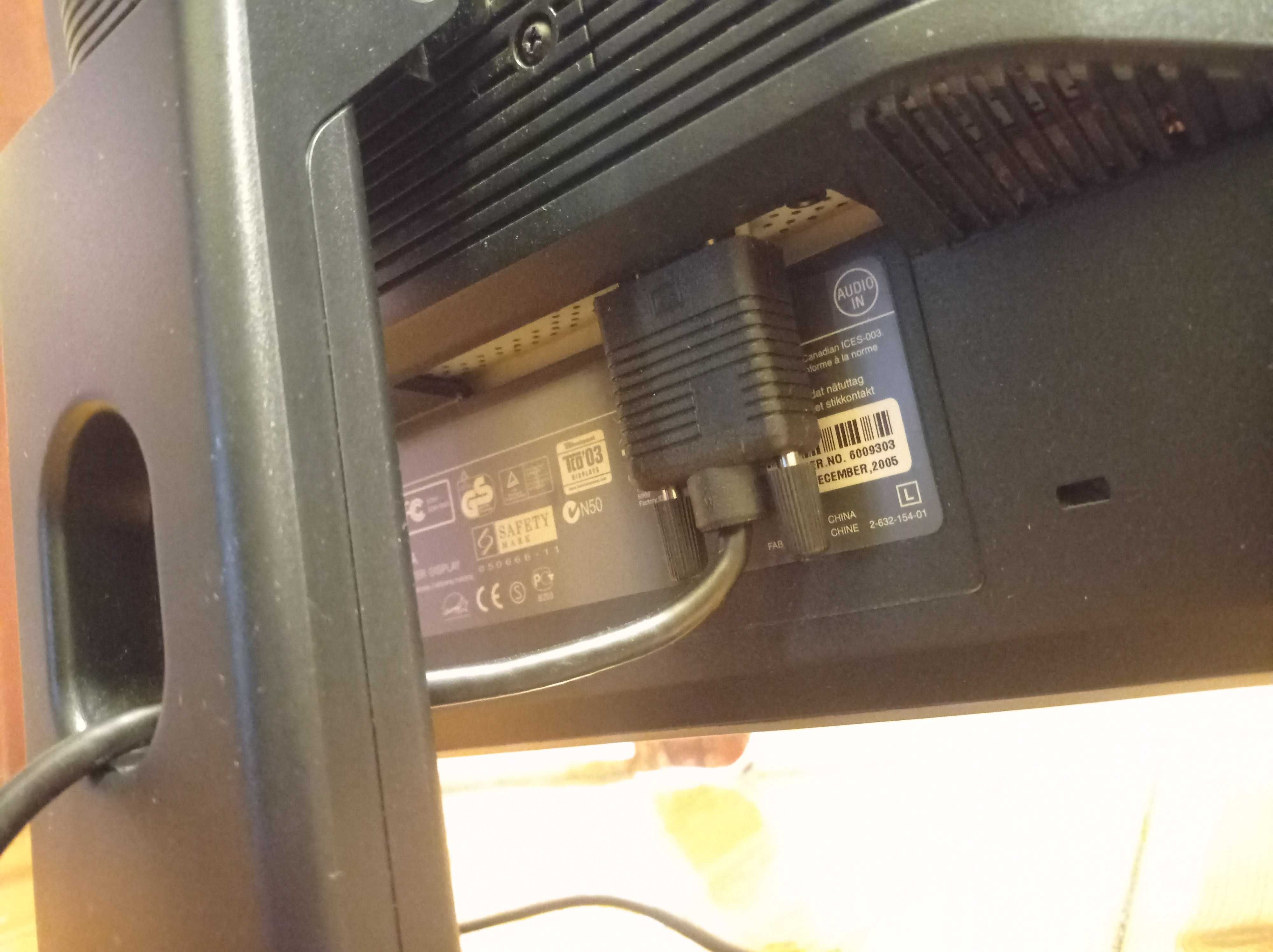 Monitor 19" LCD SONY SDM-S95A