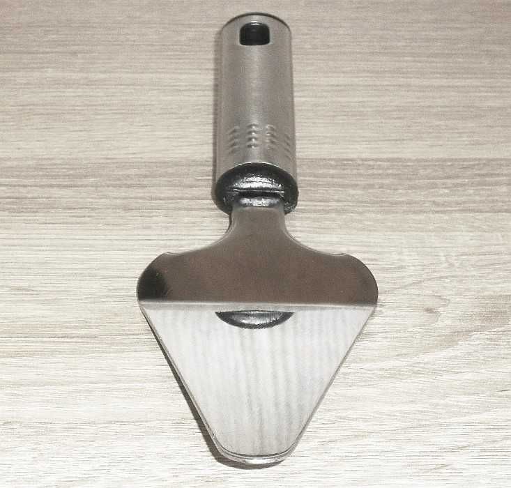 Stalowa, nierdzewna łopatka do podawania tortów, ciast.