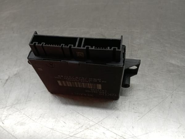 Módulo parking RENAULT Captur II