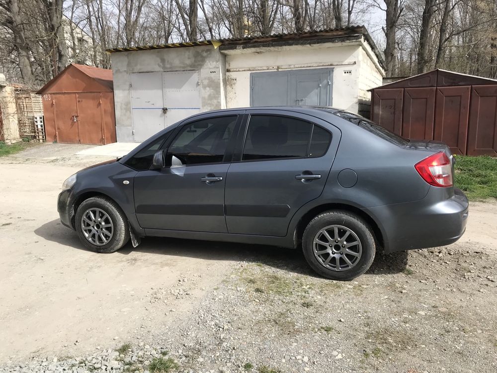 SUZUKI SX4!Гарний стан