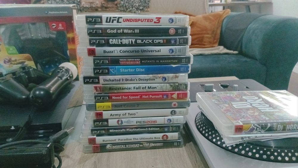 PS3 Slim + acessórios