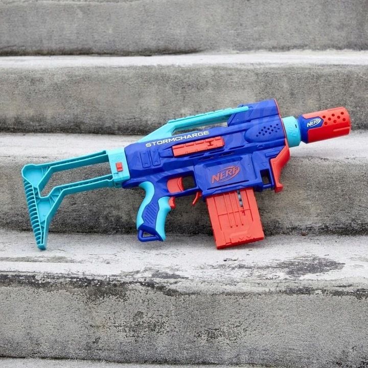 Pistolet Nerf Elite 2.0 Automatyczny Stormcharge 4w1 20 Strzałek +10 W