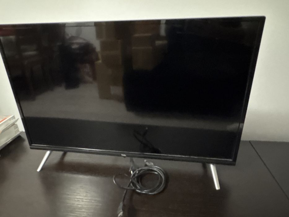 Televisão nova preta