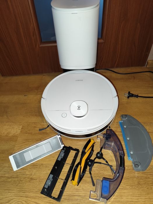 Robot sprzątający myjący Ecovacs Deebot N8+