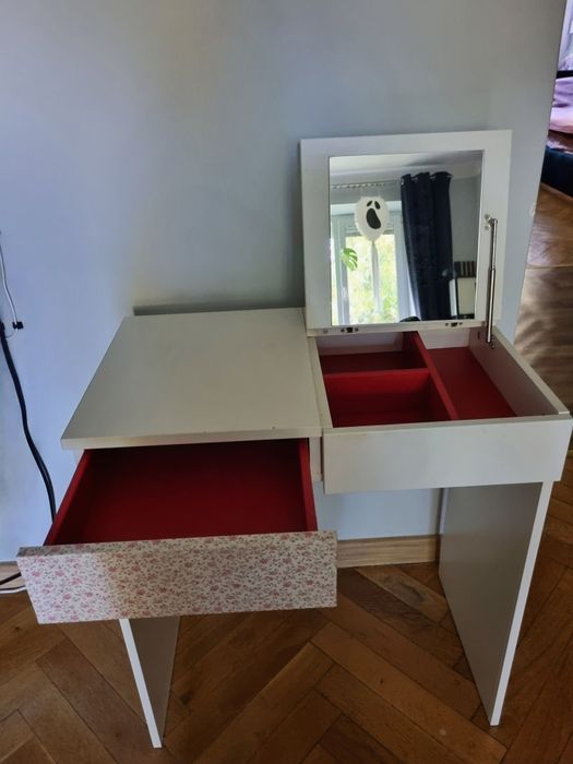 Toaletka Ikea Brimnes