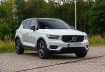 Volvo XC 40 Volvo XC40 T4 AWD Crystal White Pearl R-Design, STAN IDEALNY