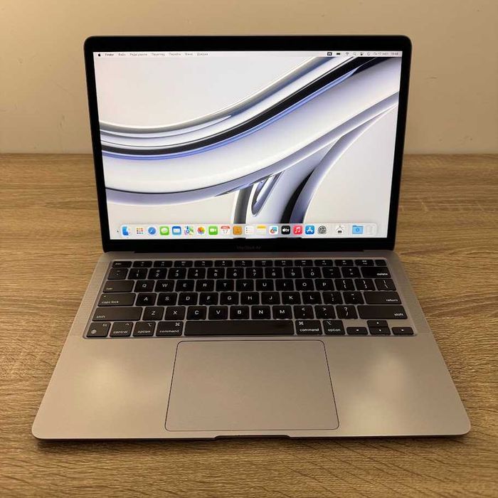 Apple Macbook Air A2338 2020 року M1 / 16Gb / SSD 256Gb (код: M0925)