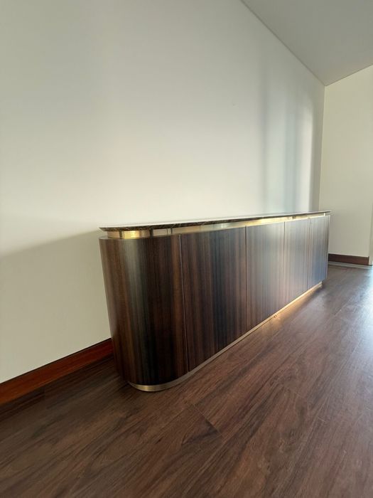 Móvel de sala em estado novo