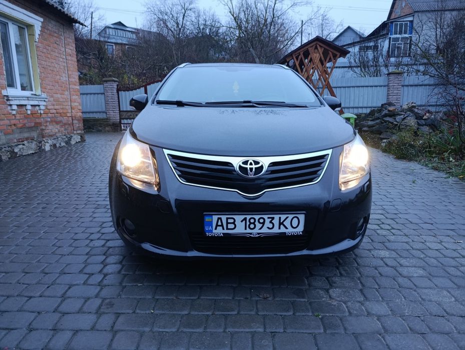 Продам тойоту 2009 року